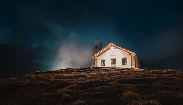 伊藤润二狂热无止的囹圄手游完整版(第一人称悬疑生存游戏) v1.3.5 安卓版